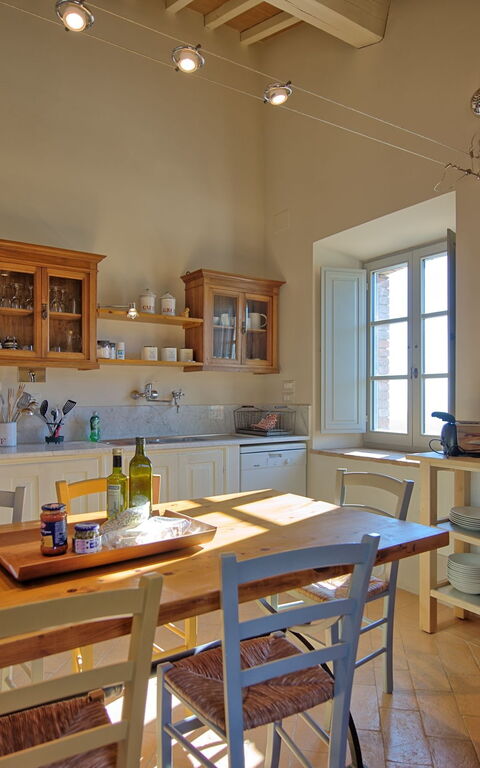 Casa Olivia: Dining Room, Kitchen