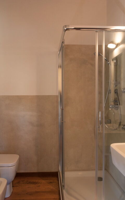 Casale Porano: Bathroom
