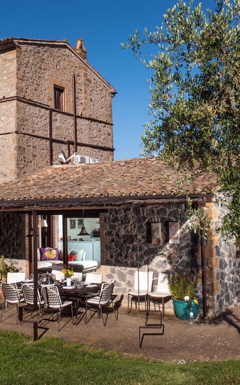 Casale Porano: Building Exterior