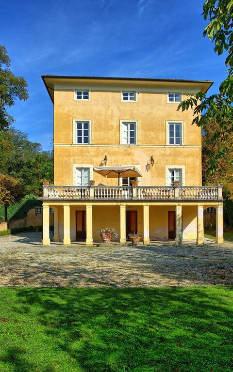 Villa Fiamma: Building Exterior, Outdoor