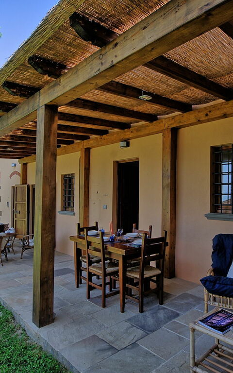 Villa Morandi: Building Exterior, Garden