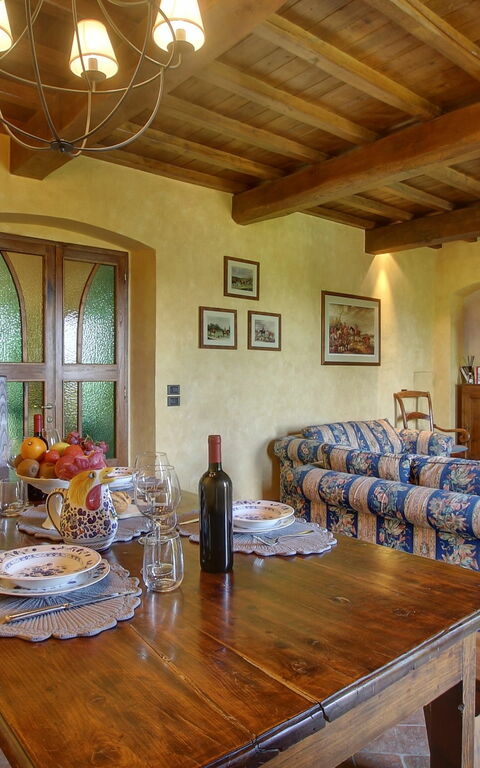 Villa Lucolena: Living Room