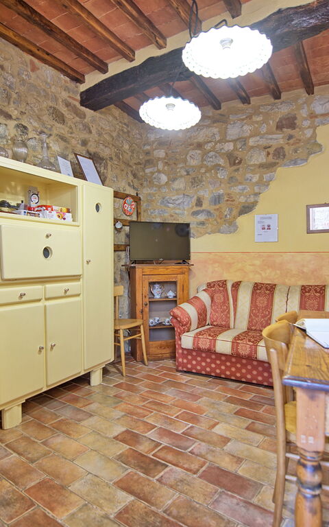 La Ruota: Dining Room, Kitchen, Living Room