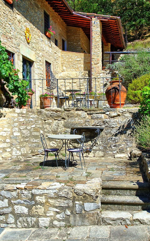 Villa Tenuta Lonciano: Building Exterior