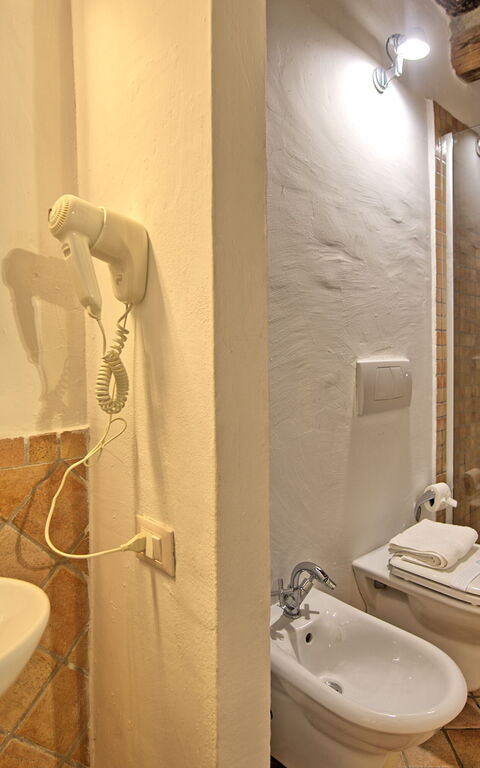 Villa Tenuta Lonciano: Bathroom