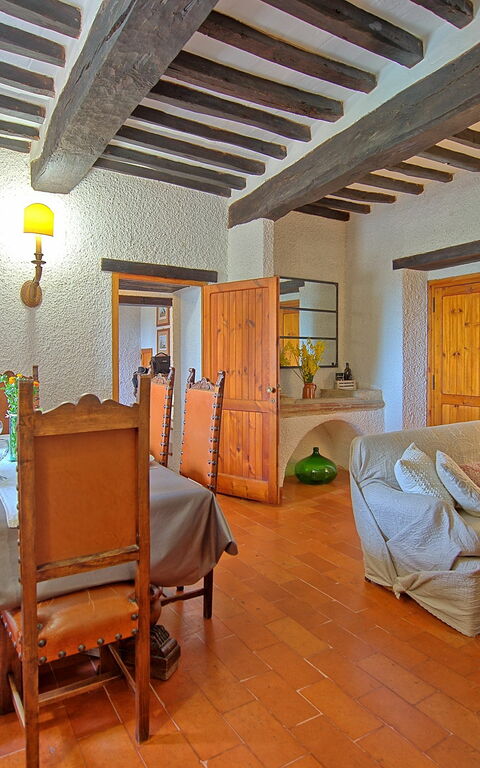 Villa Uccellaia: Dining Room, Living Room