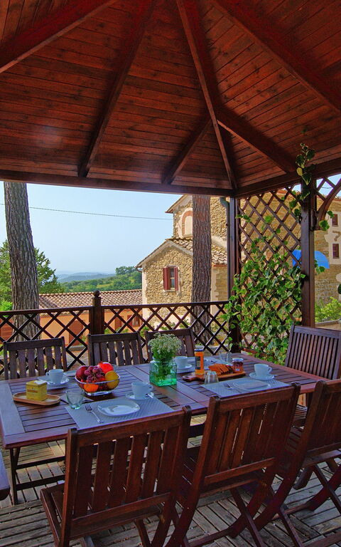 Villa Uccellaia: Balcony / Terrace / Patio