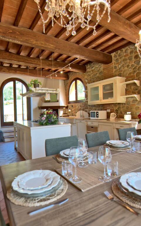 Villa Nora: Dining Room, Kitchen