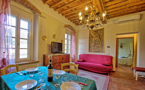 Accommodation Flavia 5: Dining Room, Living Room