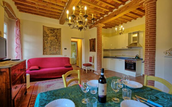 Accommodation Flavia 5: Dining Room, Kitchen, Living Room