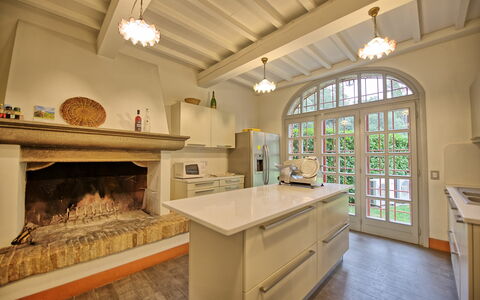 Accommodation Padronale: Kitchen