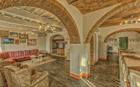 Accommodation Padronale: Living Room