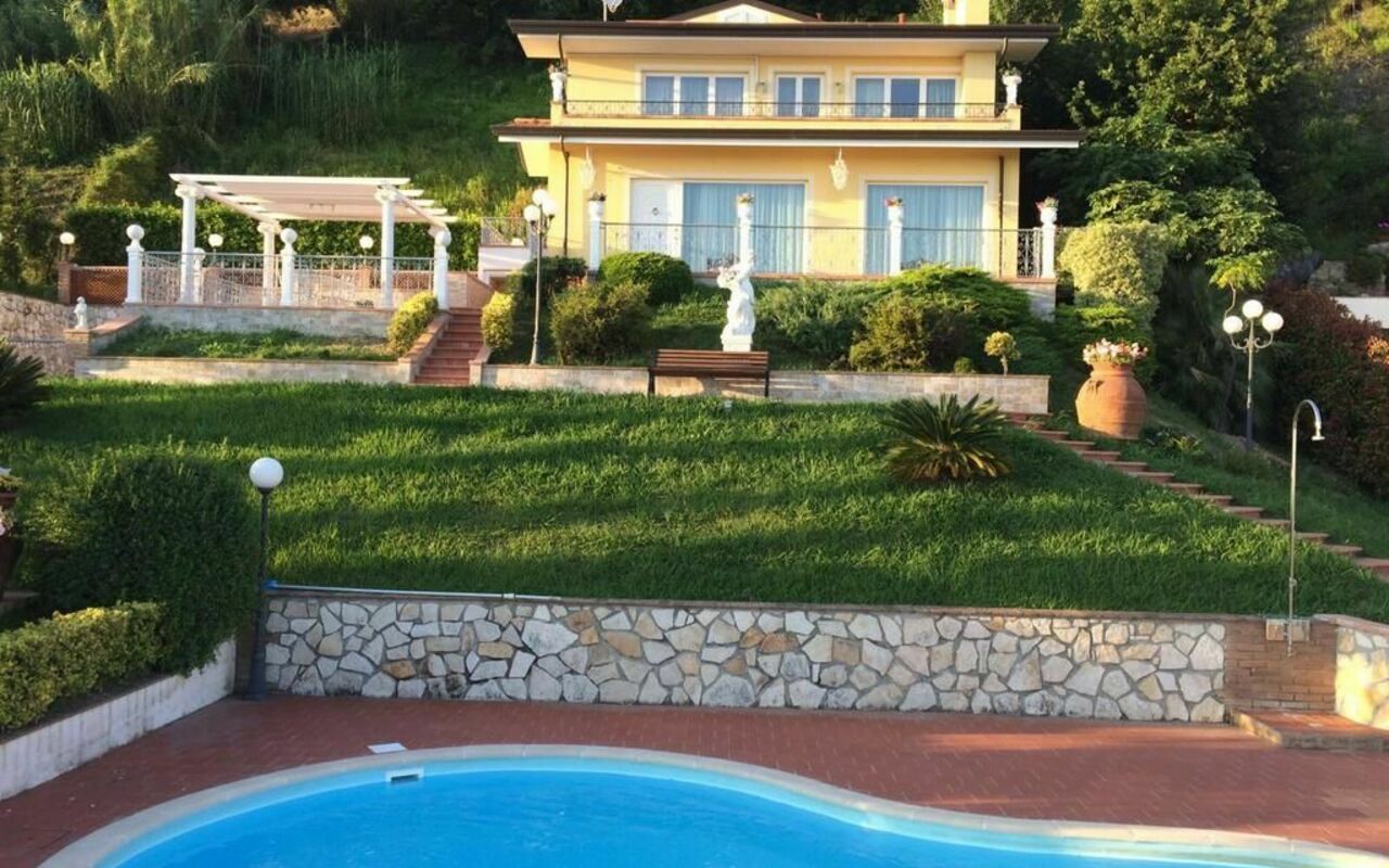 Villa Sophia: Outdoor, Pool