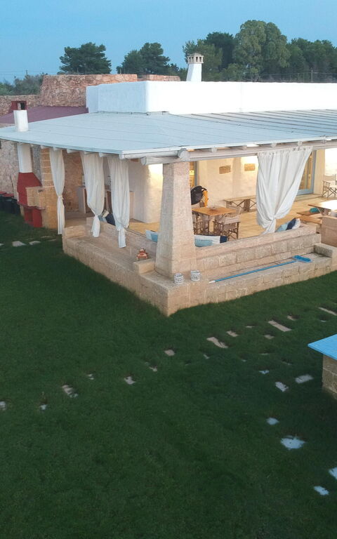 Trullo Torre Suda: Garden