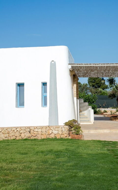 Trullo Torre Suda: Garden, Outdoor