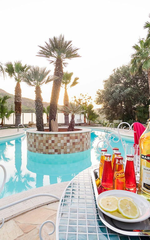 Villa Agorà: Outdoor, Pool