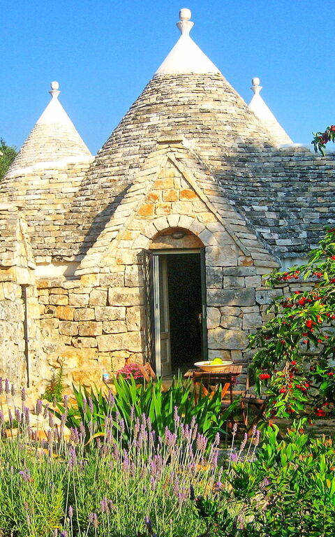 Trullo Pascarosa: Building Exterior, Garden, Outdoor, Scenic View