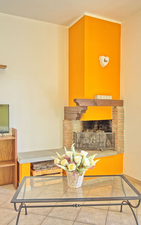 Casale Daniele: Living Room