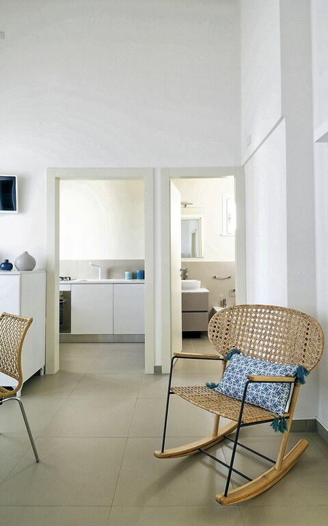 Marisol: Dining Room, Living Room