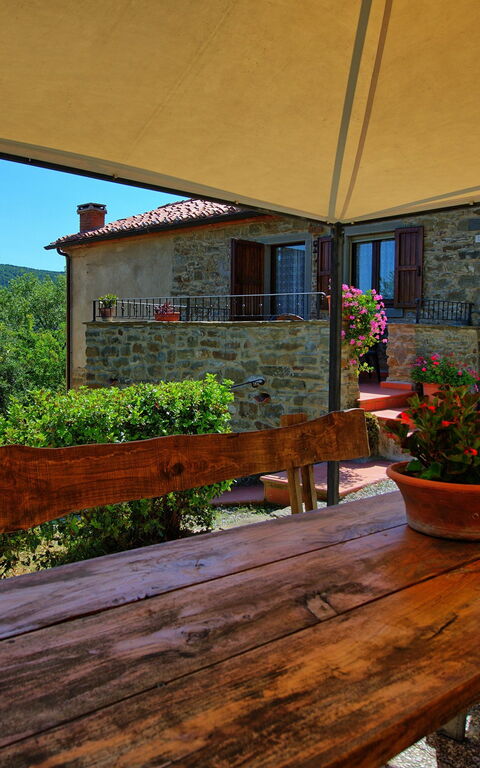 Borgo Veronica: Building Exterior