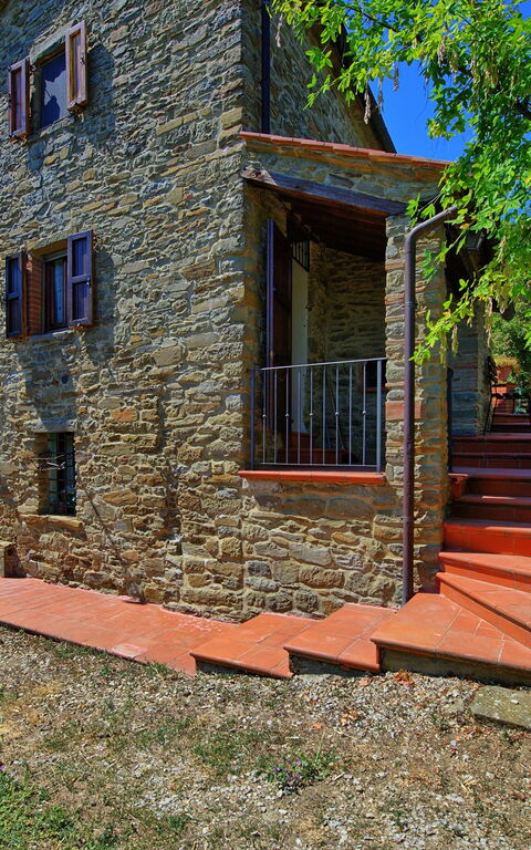 Borgo Veronica: Building Exterior, Garden