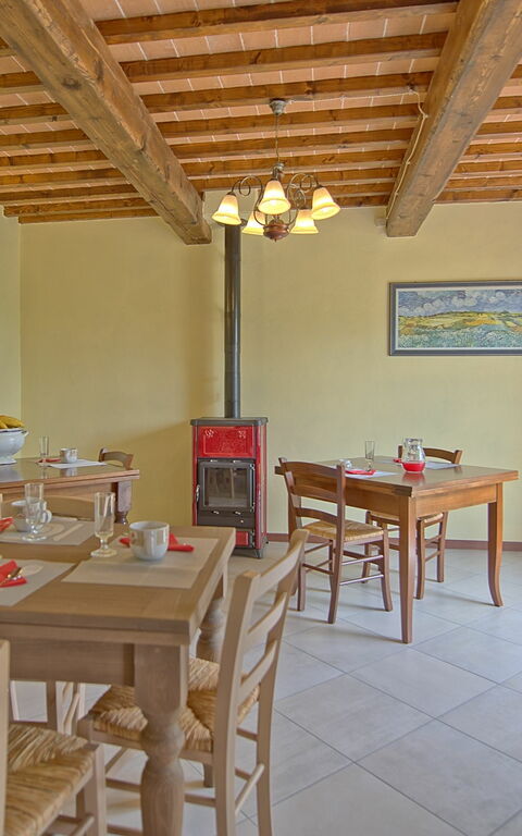 Borgo Veronica: Dining Room, Living Room