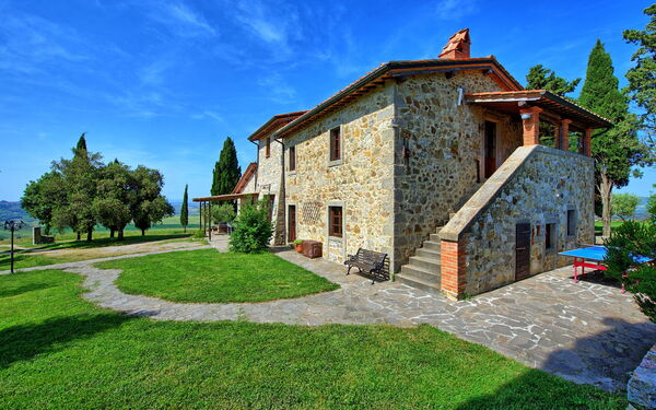 Casale Santa Francesca: Building Exterior, Garden, Outdoor