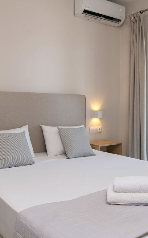 Beachfront Villa Seasun: Bedroom