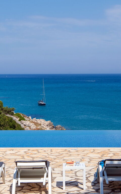 Beachfront Villa Seasun: Outdoor, Pool, Scenic View