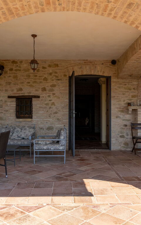 Villa Assisi: Building Exterior, Outdoor
