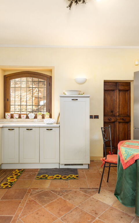 Villa Assisi: Kitchen