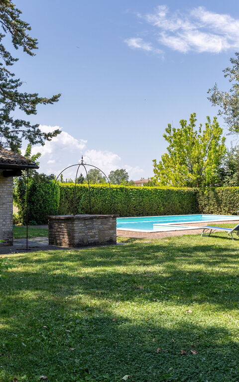 Villa Reale: Building Exterior, Garden, Outdoor, Pool