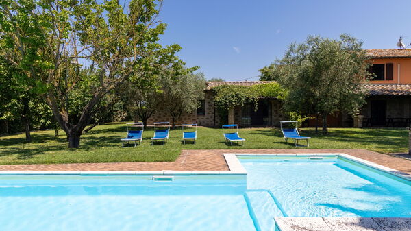 Villa Reale: Building Exterior, Garden, Outdoor, Pool