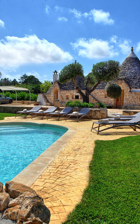Trullo Santo Stefano: Garden, Outdoor, Pool