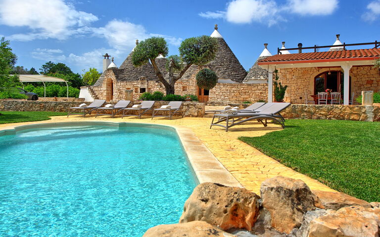 Trullo Santo Stefano: Garden, Outdoor, Pool