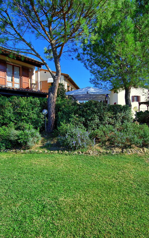 Casa Vasco: Garden, Outdoor