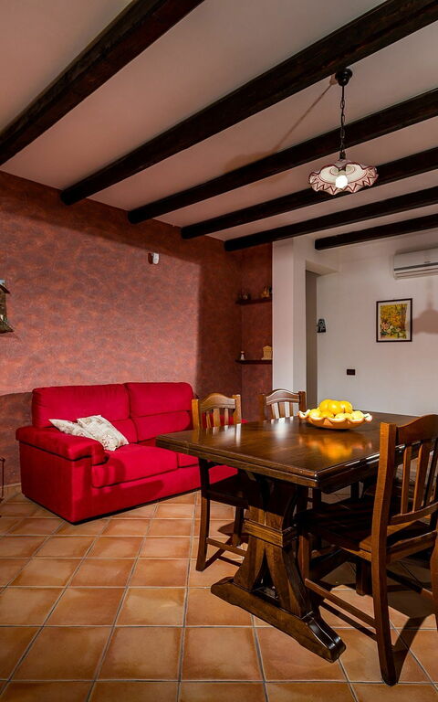 Villa Del Golfo: Dining Room, Kitchen, Living Room