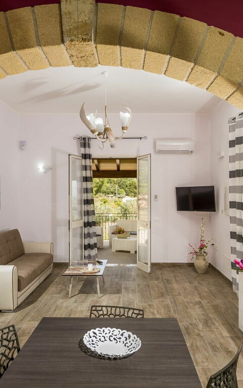 Villa Mare e Monti: Living Room