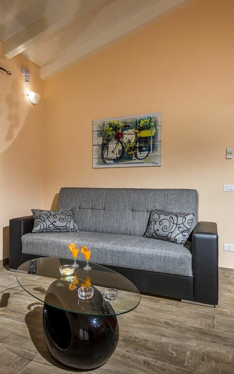 Villa Mare e Monti: Living Room