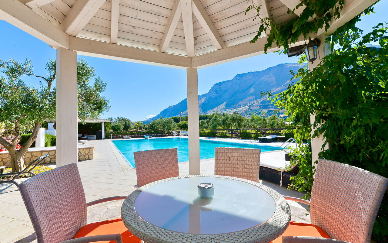 Tenutersa: Building Exterior, Outdoor, Pool