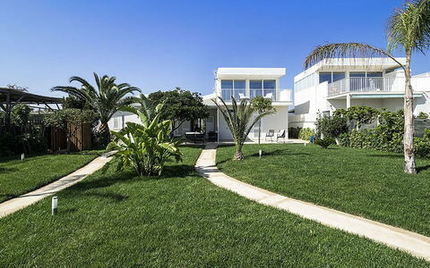 Accommodation Morgana: Building Exterior, Scenic View