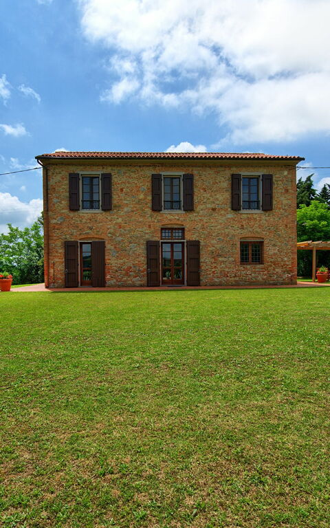Casale Chiara: Building Exterior, Garden