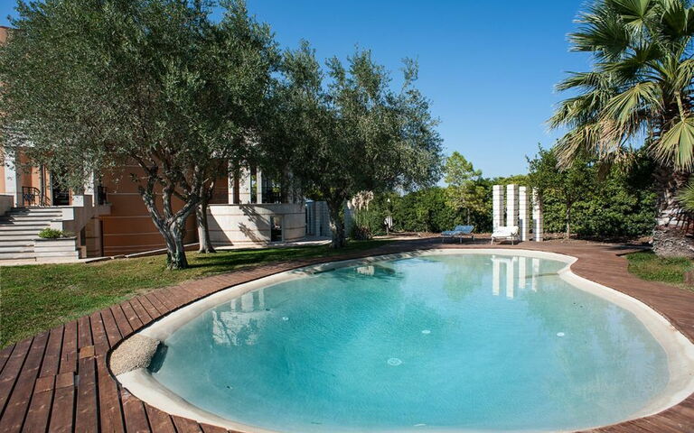 Villa Vendicari: Outdoor, Pool