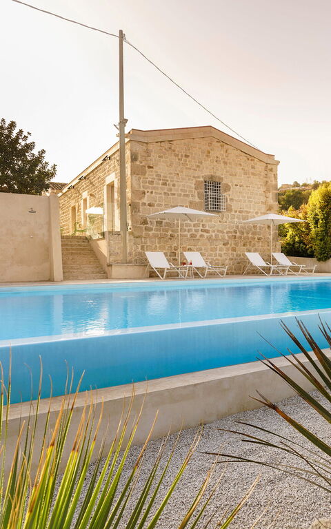 Villa Luna: Building Exterior, Outdoor, Pool