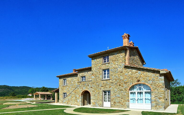 Villa Giacomo: Building Exterior, Garden