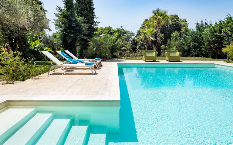 Villa San Ciro: Pool, Summer