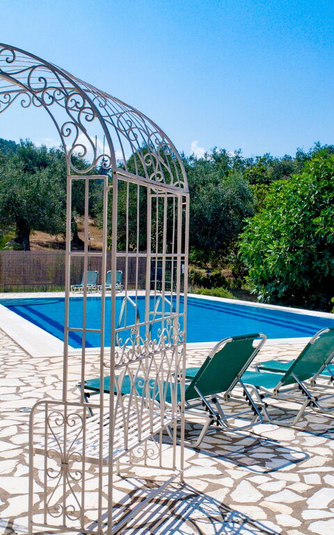 Villa Di Giovanni: Outdoor, Pool