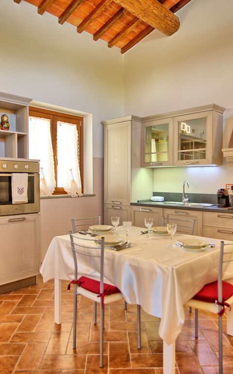 Casa Violina: Dining Room, Kitchen