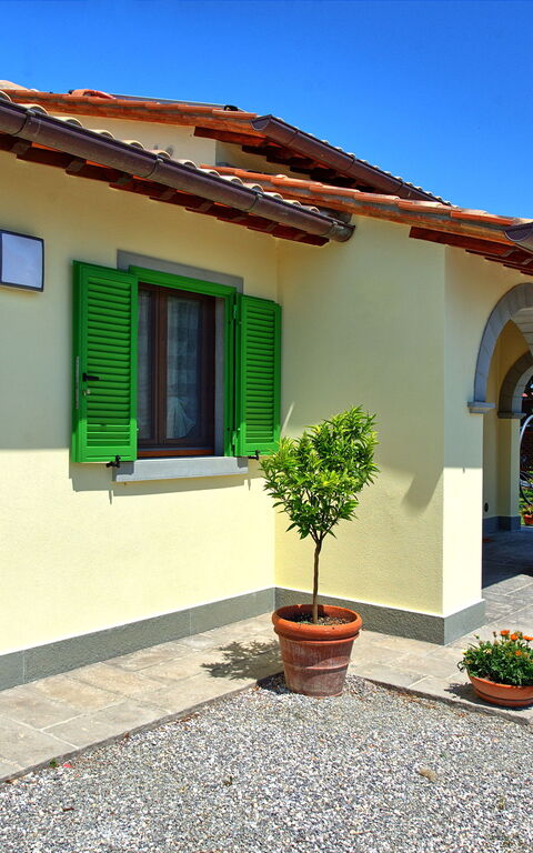 Casa Violina: Building Exterior, Outdoor