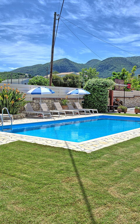 Acharavi Beach Villa: Garden, Outdoor, Pool